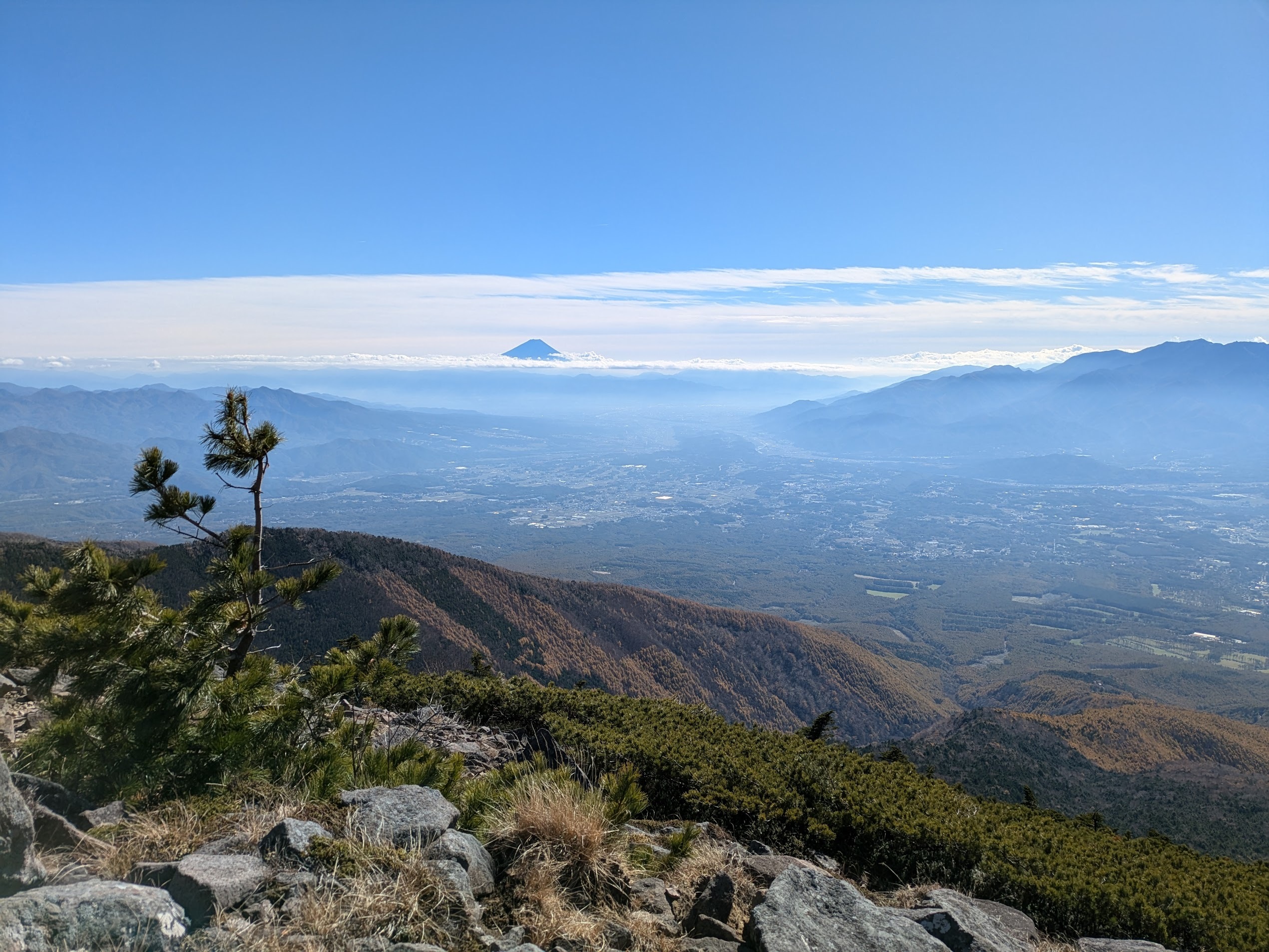 網笠山の山頂からの一枚